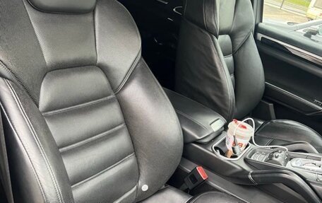 Porsche Cayenne III, 2011 год, 4 000 000 рублей, 17 фотография