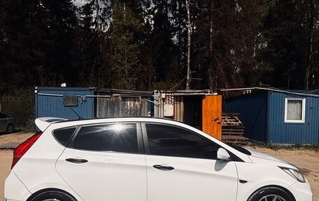 Hyundai Solaris II рестайлинг, 2012 год, 850 000 рублей, 2 фотография