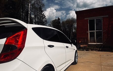 Hyundai Solaris II рестайлинг, 2012 год, 850 000 рублей, 3 фотография