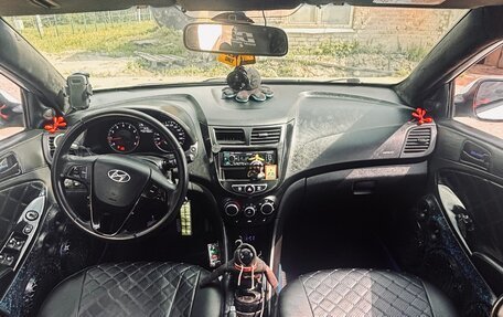 Hyundai Solaris II рестайлинг, 2012 год, 850 000 рублей, 9 фотография