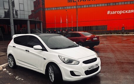 Hyundai Solaris II рестайлинг, 2012 год, 850 000 рублей, 14 фотография