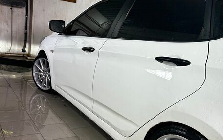 Hyundai Solaris II рестайлинг, 2012 год, 850 000 рублей, 15 фотография