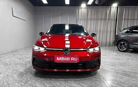 Volkswagen Golf VIII, 2021 год, 1 989 000 рублей, 2 фотография
