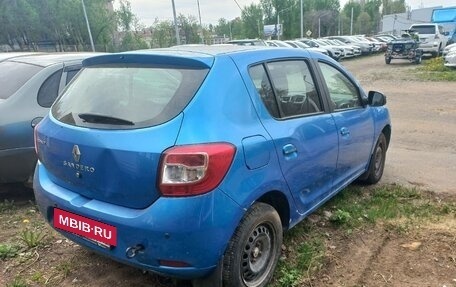 Renault Sandero II рестайлинг, 2017 год, 580 000 рублей, 2 фотография