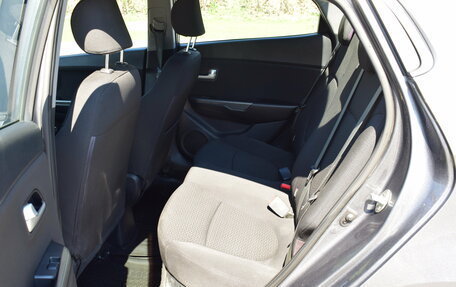 KIA Rio III рестайлинг, 2013 год, 827 000 рублей, 17 фотография