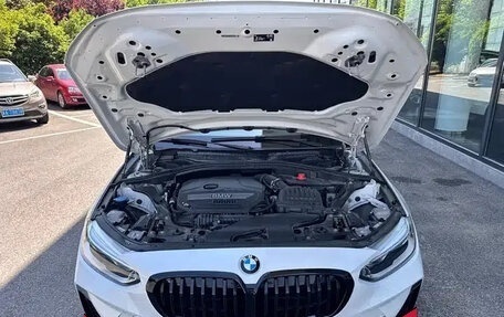 BMW 1 серия, 2023 год, 2 070 050 рублей, 11 фотография