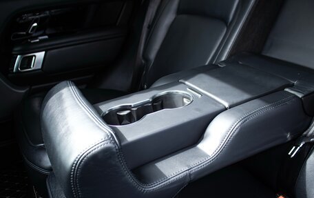 Land Rover Range Rover IV рестайлинг, 2020 год, 9 000 000 рублей, 24 фотография