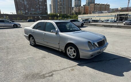 Mercedes-Benz E-Класс, 2000 год, 270 000 рублей, 7 фотография