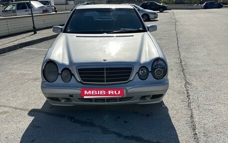 Mercedes-Benz E-Класс, 2000 год, 270 000 рублей, 8 фотография