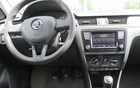 Skoda Rapid I, 2018 год, 1 090 000 рублей, 7 фотография