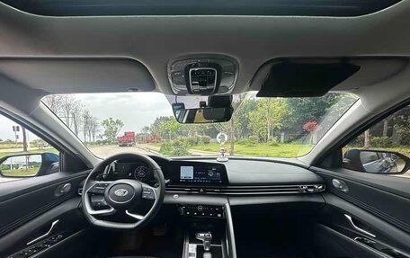 Hyundai Elantra, 2022 год, 1 200 018 рублей, 7 фотография