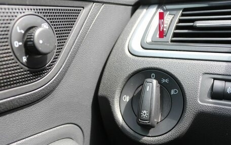 Skoda Rapid I, 2018 год, 1 090 000 рублей, 12 фотография