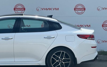 KIA Optima IV, 2018 год, 2 389 000 рублей, 12 фотография