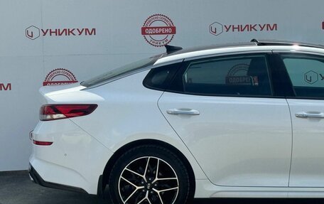 KIA Optima IV, 2018 год, 2 389 000 рублей, 15 фотография