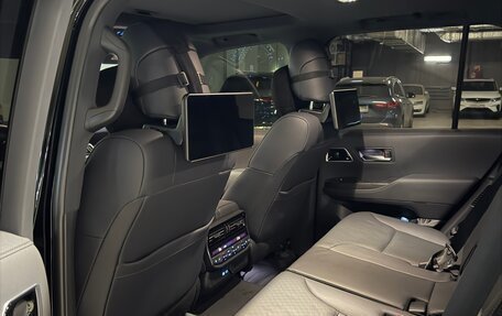 Toyota Land Cruiser, 2024 год, 14 000 000 рублей, 6 фотография