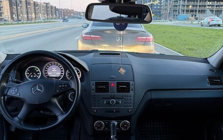 Mercedes-Benz C-Класс, 2010 год, 1 500 000 рублей, 9 фотография