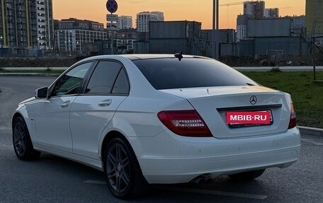 Mercedes-Benz C-Класс, 2010 год, 1 500 000 рублей, 6 фотография
