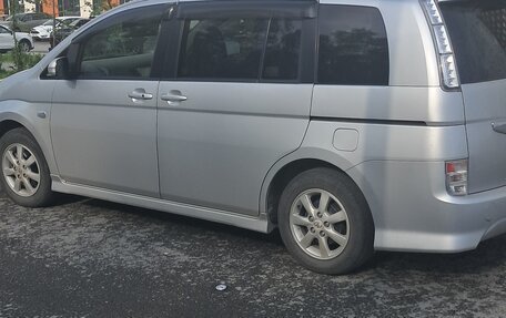 Toyota ISis I, 2012 год, 940 000 рублей, 7 фотография