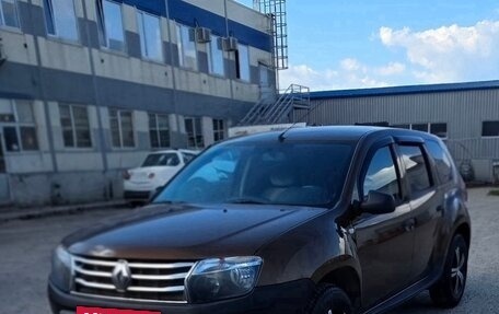 Renault Duster I рестайлинг, 2014 год, 950 000 рублей, 2 фотография