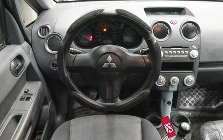 Mitsubishi Colt VI рестайлинг, 2006 год, 365 000 рублей, 12 фотография