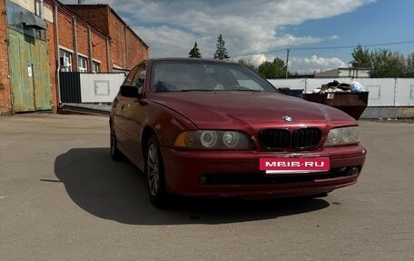 BMW 5 серия, 2002 год, 500 000 рублей, 2 фотография