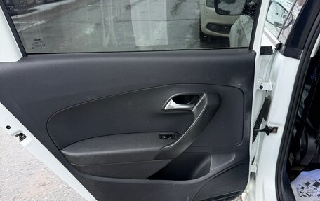 Volkswagen Polo VI (EU Market), 2014 год, 575 000 рублей, 30 фотография