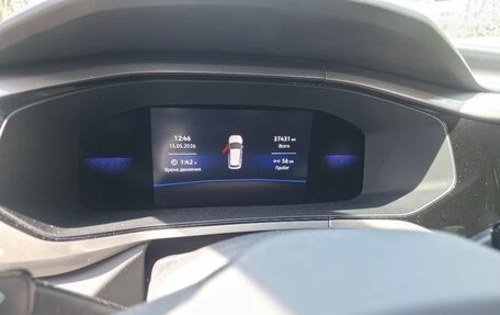 Volkswagen Taos, 2021 год, 2 800 000 рублей, 8 фотография