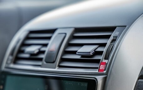 Toyota Corolla, 2012 год, 1 098 000 рублей, 28 фотография