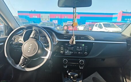 KIA Rio IV, 2021 год, 1 900 000 рублей, 6 фотография