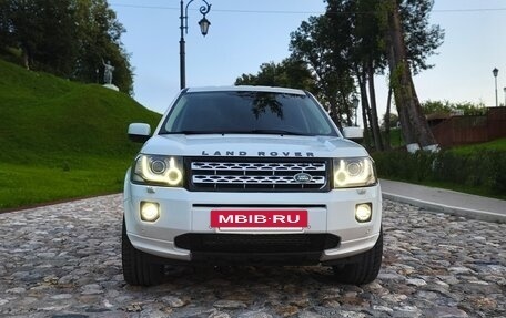 Land Rover Freelander II рестайлинг 2, 2013 год, 2 350 000 рублей, 2 фотография