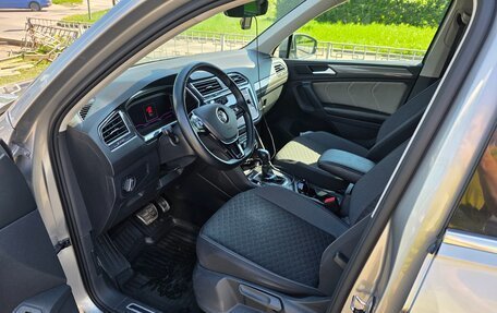Volkswagen Tiguan II, 2019 год, 2 220 000 рублей, 5 фотография