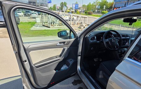 Volkswagen Tiguan II, 2019 год, 2 220 000 рублей, 6 фотография