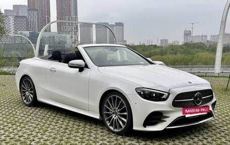 Mercedes-Benz E-Класс, 2021 год, 6 100 000 рублей, 3 фотография