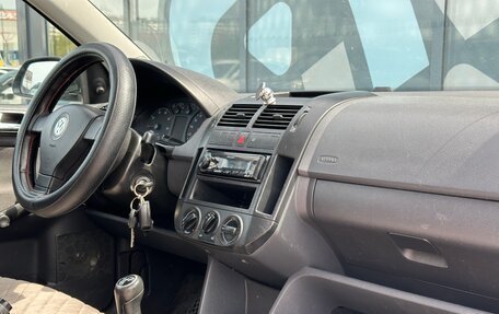 Volkswagen Polo IV рестайлинг, 2006 год, 380 000 рублей, 7 фотография