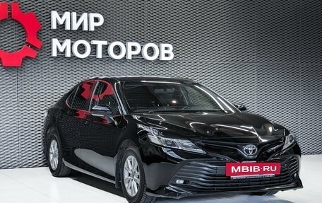 Toyota Camry, 2018 год, 2 550 000 рублей, 3 фотография