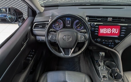Toyota Camry, 2018 год, 2 550 000 рублей, 14 фотография