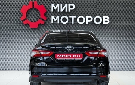 Toyota Camry, 2018 год, 2 550 000 рублей, 5 фотография