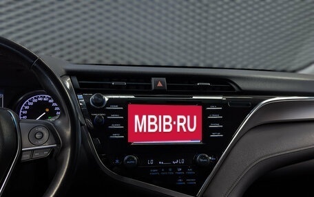 Toyota Camry, 2018 год, 2 550 000 рублей, 16 фотография