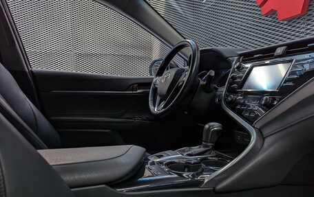 Toyota Camry, 2018 год, 2 550 000 рублей, 30 фотография