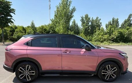 Honda Vezel, 2023 год, 1 570 018 рублей, 3 фотография