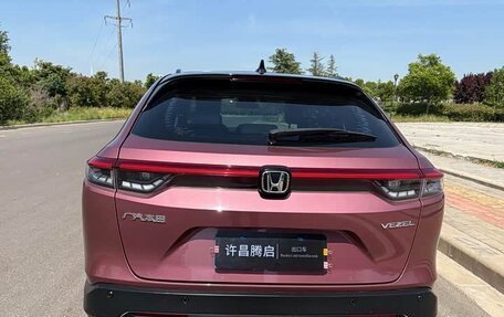Honda Vezel, 2023 год, 1 570 018 рублей, 5 фотография