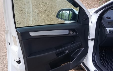 Opel Astra H, 2011 год, 530 000 рублей, 19 фотография