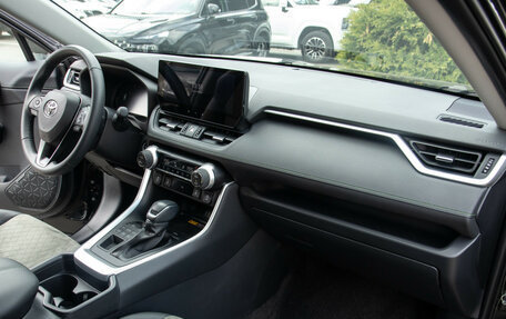 Toyota RAV4, 2025 год, 4 948 000 рублей, 7 фотография
