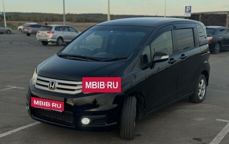 Honda Freed I, 2013 год, 1 150 000 рублей, 5 фотография