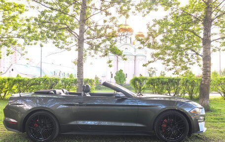 Ford Mustang VI рестайлинг, 2019 год, 3 300 000 рублей, 4 фотография
