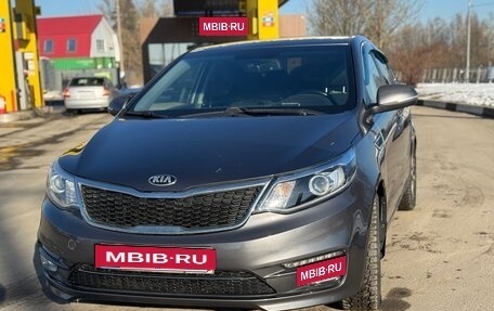 KIA Rio III рестайлинг, 2016 год, 999 000 рублей, 2 фотография