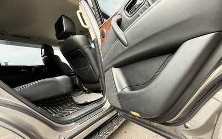 Nissan Patrol, 2011 год, 2 300 000 рублей, 10 фотография