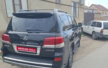 Lexus LX III, 2010 год, 2 880 000 рублей, 3 фотография