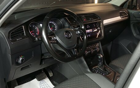Volkswagen Tiguan II, 2017 год, 2 210 000 рублей, 7 фотография