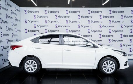 Hyundai Solaris II рестайлинг, 2017 год, 1 200 000 рублей, 5 фотография